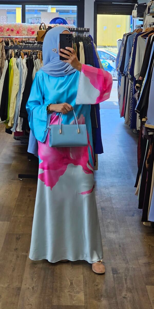 Robe longue satinée- flower bleu