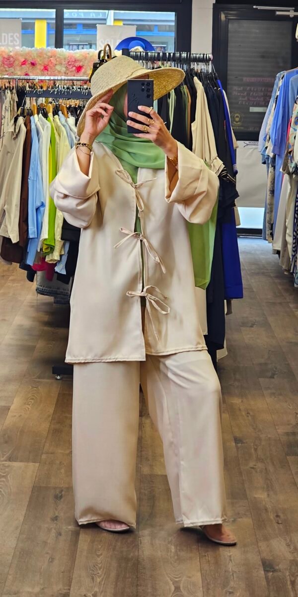 Ensemble- à lacet beige