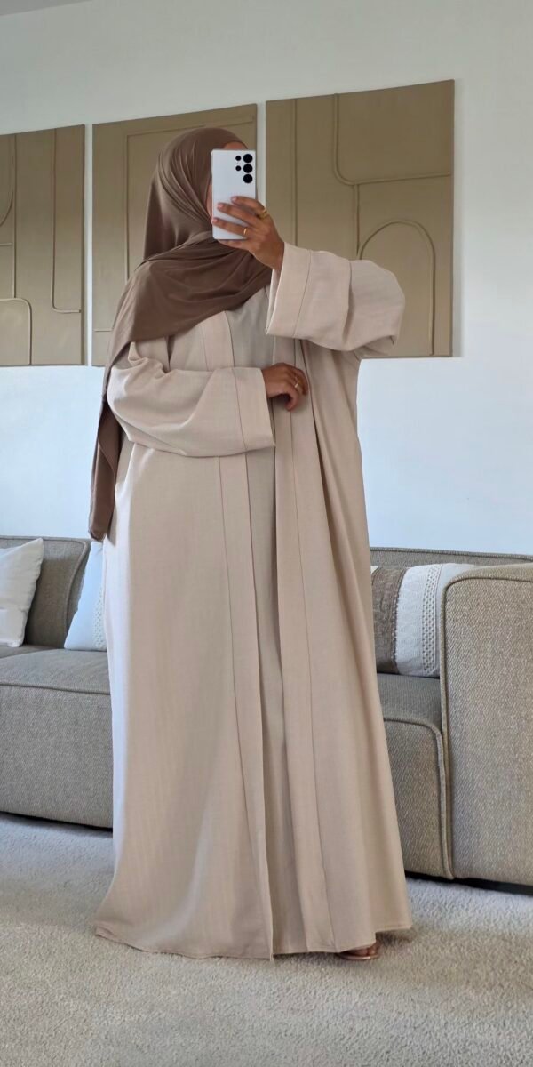 Ensemble kimono et sous abaya beige