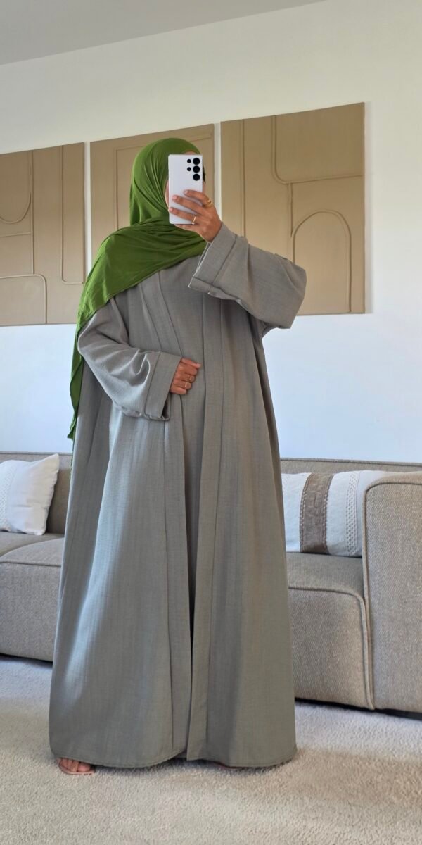 Ensemble kimono et sous abaya kaki