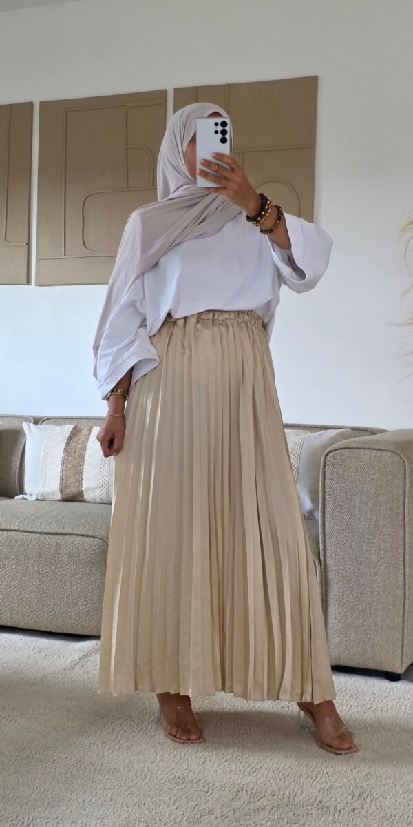 Jupe longue plissée beige
