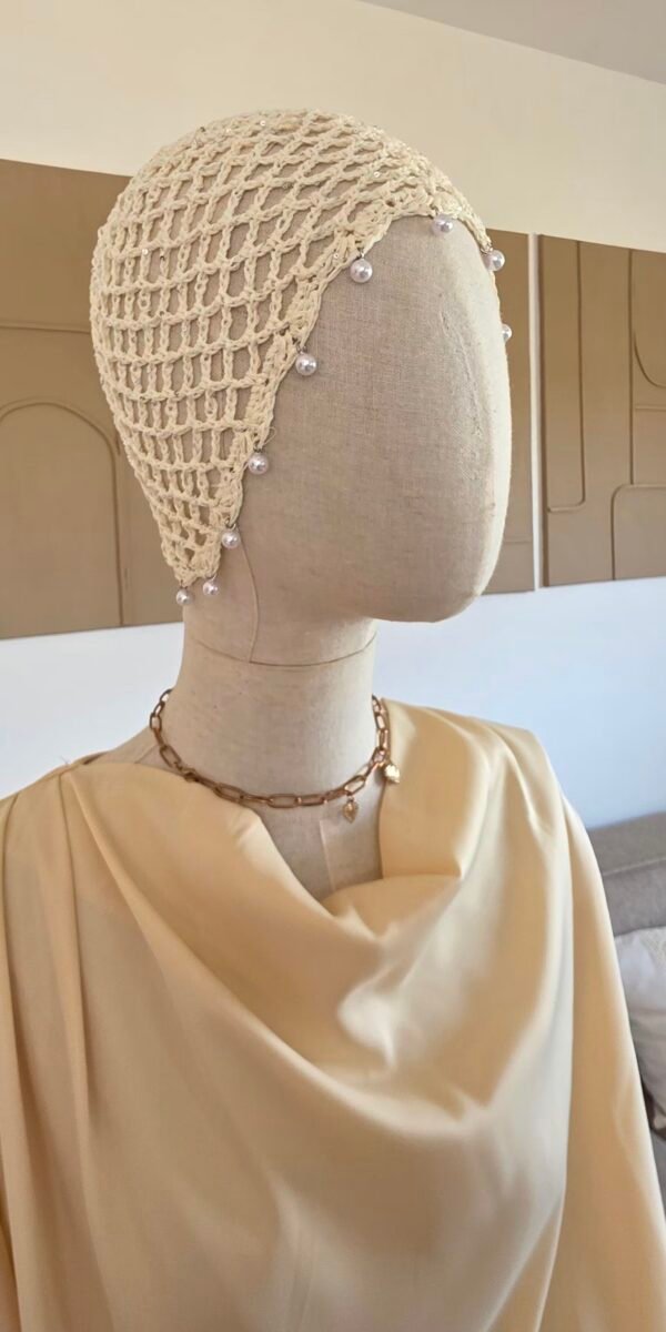 Bonnet crochet creme perles