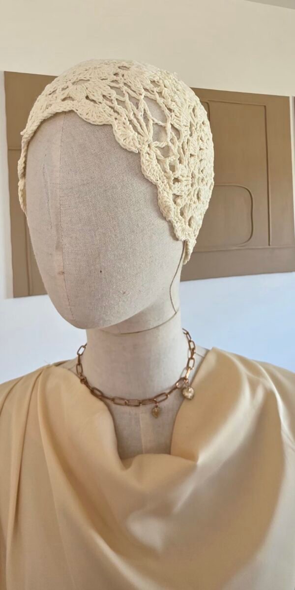 Bonnet crochet creme