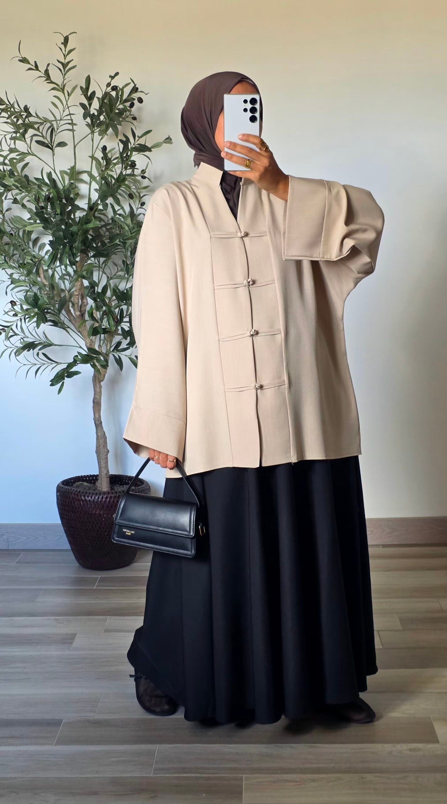 Tunique oversize bordeaux femme à nœuds chinois, coupe ample et manches longues