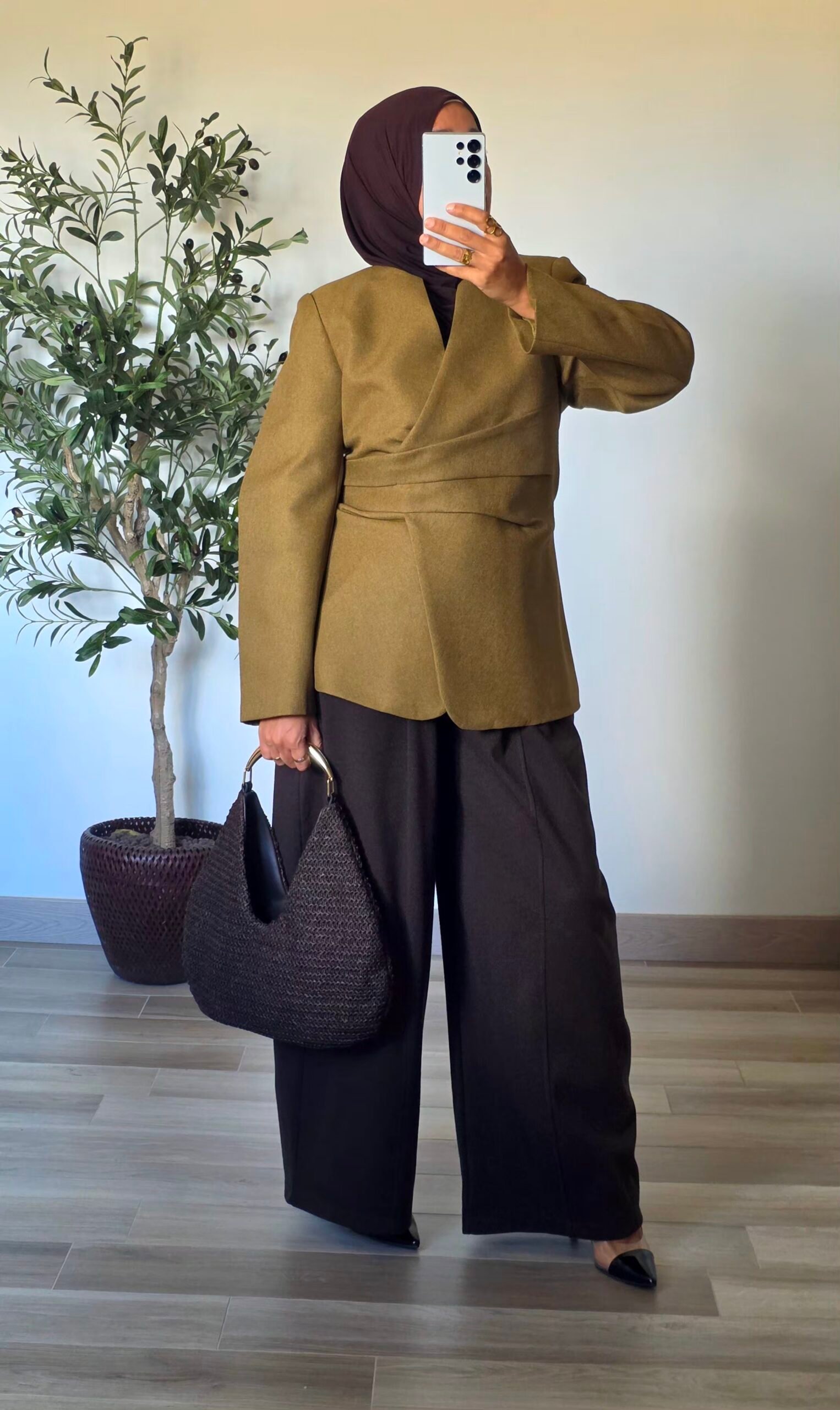 Blazer femme vert olive cintré à nouer – Image 3