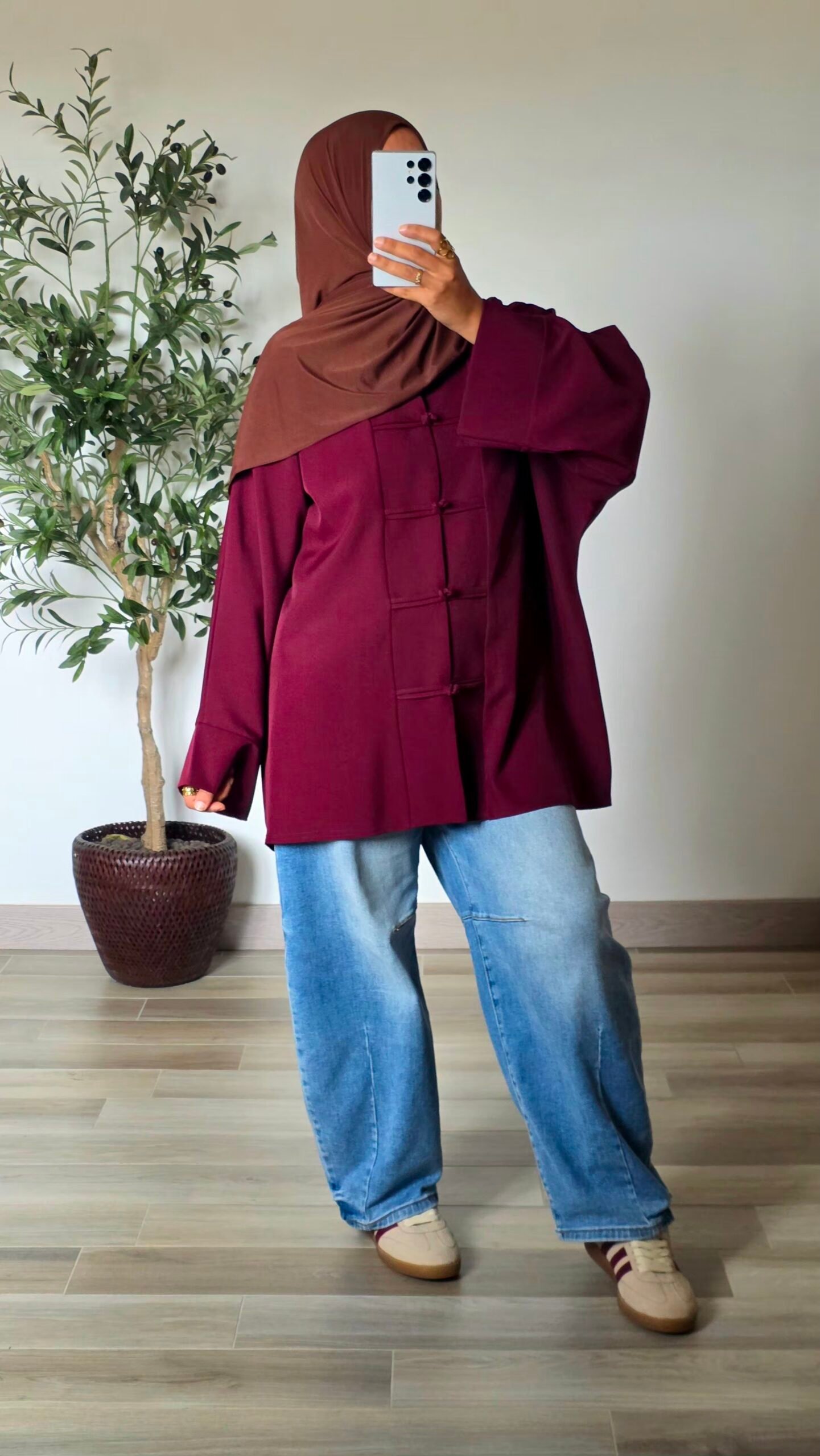 Tunique oversize bordeaux femme à nœuds chinois, coupe ample et manches longues