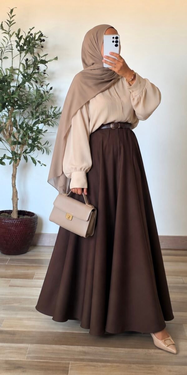 Jupe longue évasée marron avec ceinture pour femme – SO ELEGANCE Jupe longue évasée avec ceinture Marron – SO ELEGANCE